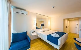 Amazing View Apartments